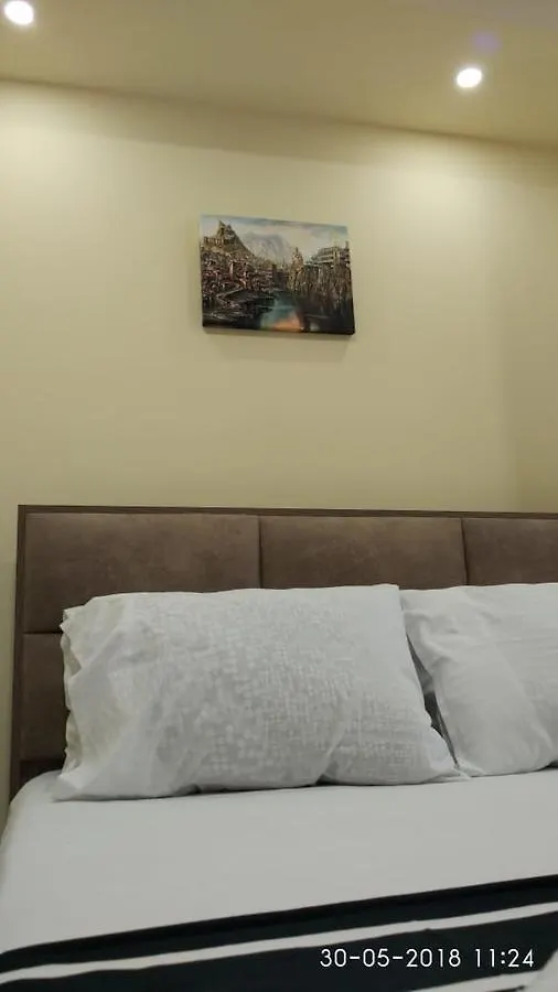 Vakhtang Gorgasali Apartment Tbilisi Georgien